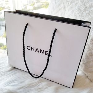 Chanel Beauty White Small Shopping Bag Packaging